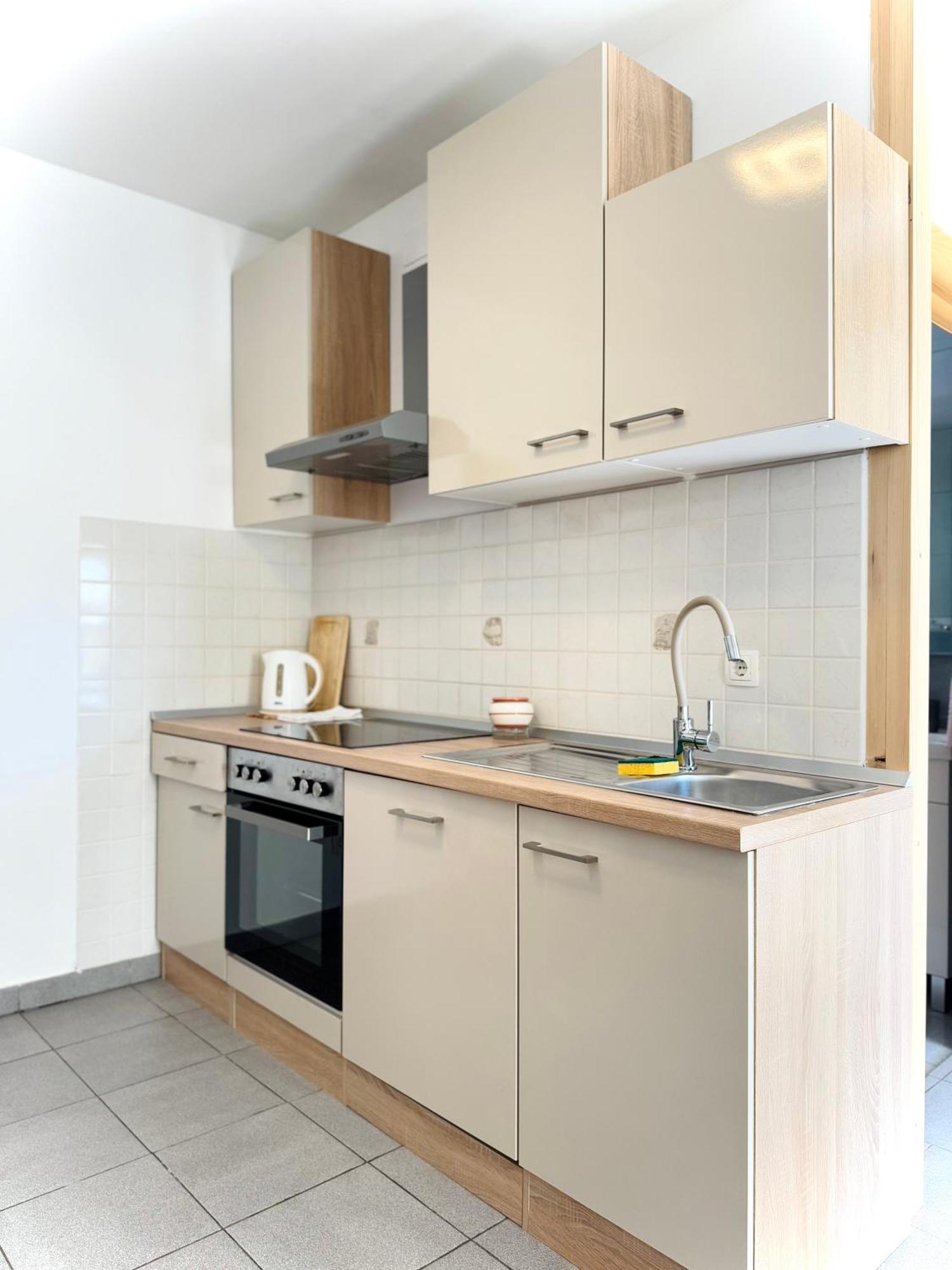 Apartments Elvira Drage Luaran gambar