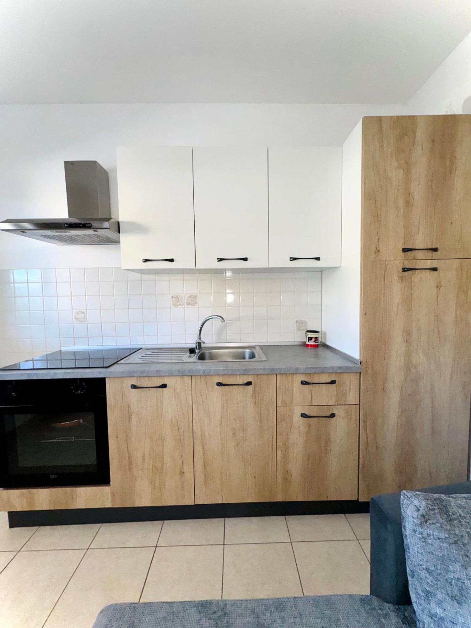 Apartments Elvira Drage Luaran gambar