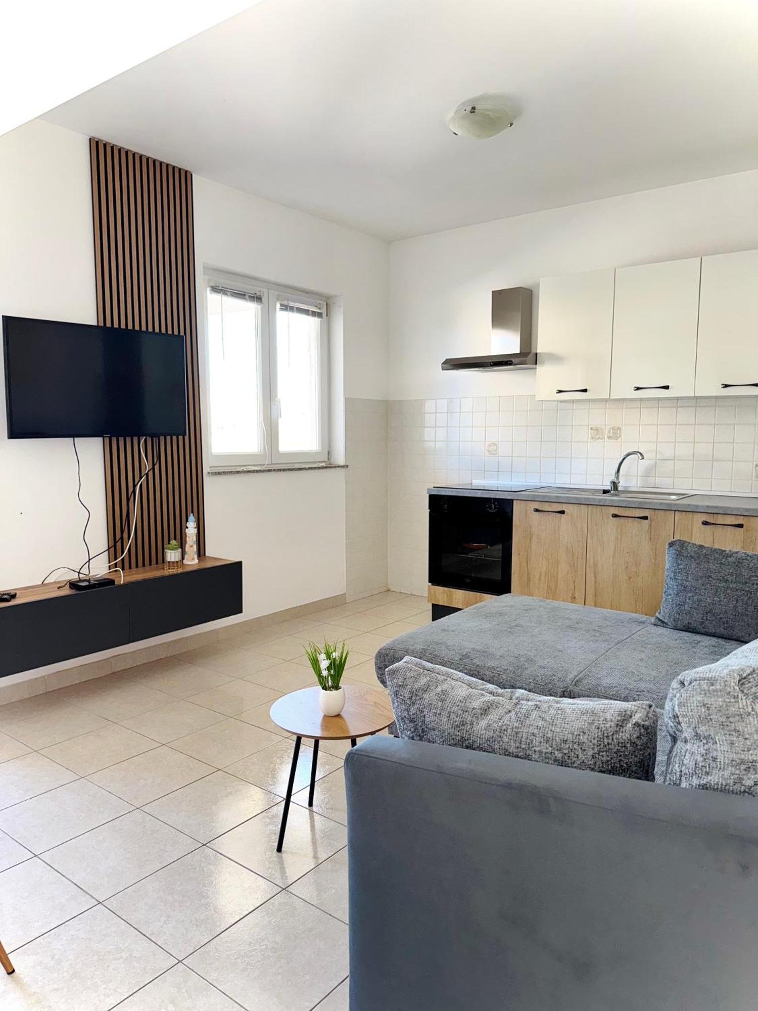 Apartments Elvira Drage Luaran gambar